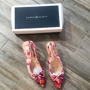 Karen Scott Pink Flora Heels